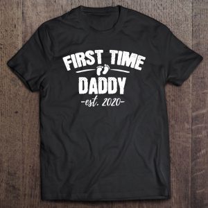 First time daddy est 2020 soon to be dad shirt