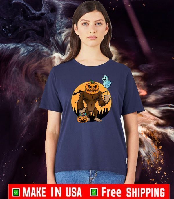 Bigfoot Pumpkin Trick Or Treat Head Halloween 2020 T-Shirt