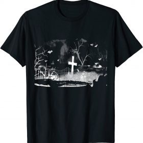 Official Halloween spooky graveyard bats art print 2021 T-Shirt