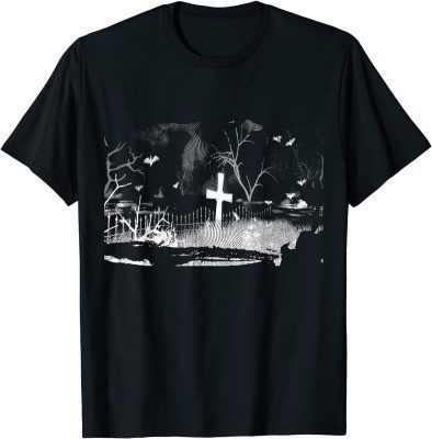 Official Halloween spooky graveyard bats art print 2021 T-Shirt