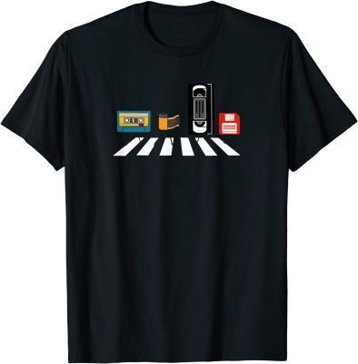 Retro Vintage VHS Cassette Tape Floppy disc 2021 Classic T-Shirt