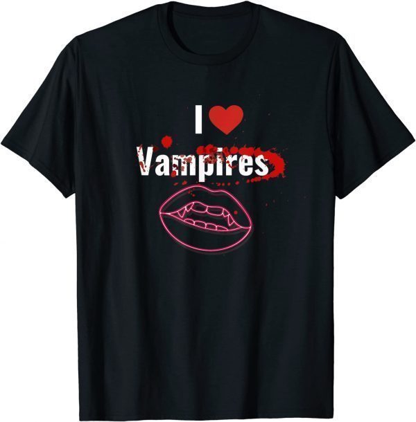 I Love Vampires Halloween Vampire Woman Bloody Lips adults T-Shirt