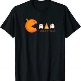 2021 Halloween Candy vs Retro Game Icon for Women Men Kids T-Shirt