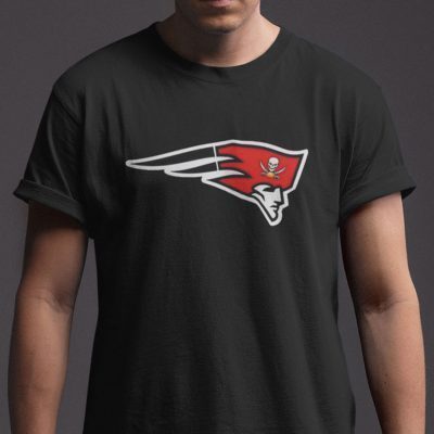 T-Shirt Half Patriots Half Buccaneers, Brandy Goat And Buccaneers