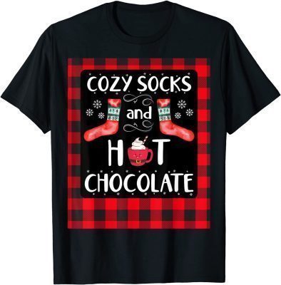 T-Shirt Christmas Women Cozy Socks And Hot Chocolate Buffalo Plaid Funny