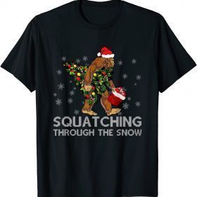 Official Bigfoot Christmas Tree Squatching Through The Snow 2021 T-Shirt