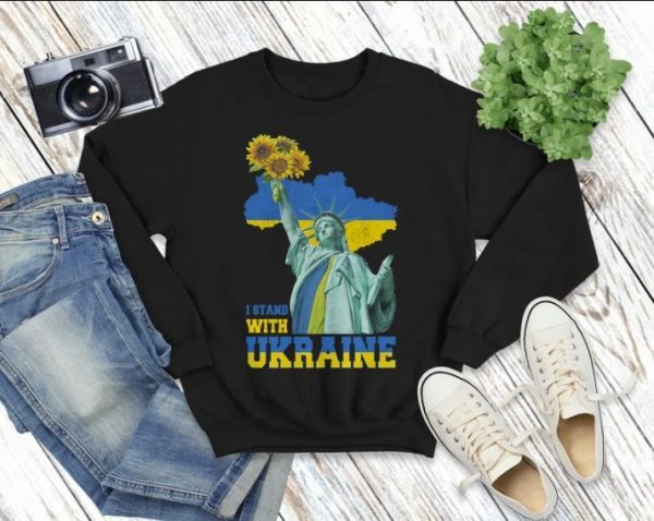 I Stand With Ukraine Statue of Liberty Tee Shirts