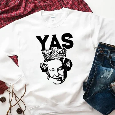 RIP Queen Elizabeth II, Royal Majesty 1926-2022 Unisex T-Shirt