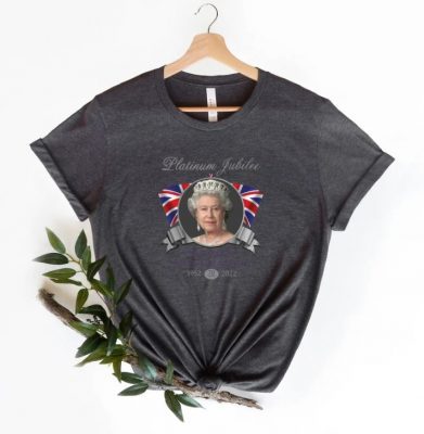 RIP Queen Elizabeht II, Queen Elizabeth 1926-2022 Tee Shirts