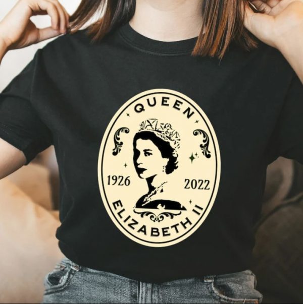 RIP Queen Elizabeth II 1926-2022 Rest In Peace T-Shirt