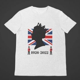 In loving Memory of Her Majesty the Queen Elizabeth II 1926-2022 T-Shirt