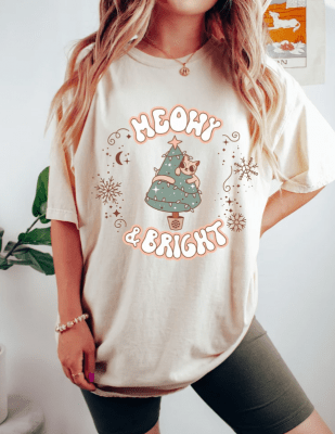 Meowy and Bright Christmas Shirt, Retro Christmas Cat Shirt, Gift For Christmas, Retro Xmas Shirt, Christmas Shirt For Women, Cat Lovers