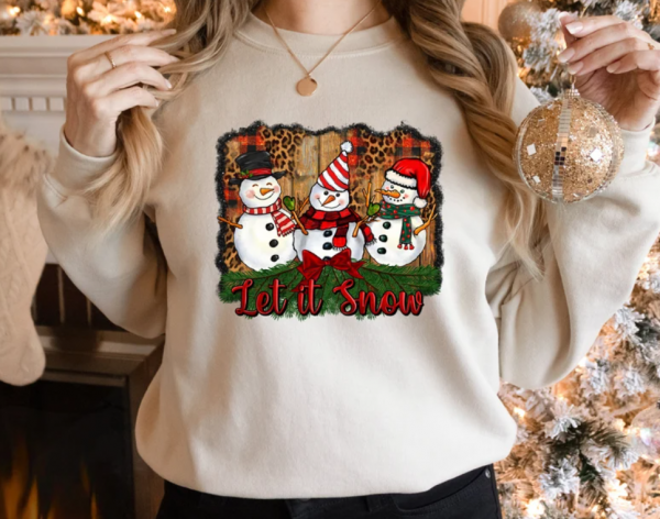 Christmas Sweatshirt,Cute Womens Christmas Sweatshirt,2022 Merry Christmas,Let It Snow,2022 Happy New Year,Christmas Gift,Christmas Shirt