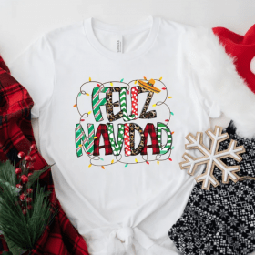 Feliz Navidad Shirt, Camiseta Navideña Para Latinas, Merry Christmas Shirt, Latinas Cactus y Sombrero, Mexican Christmas Holiday, Merry Xmas