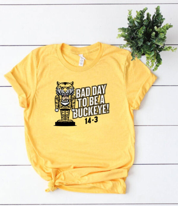 Bad Day to be a Buckeye (SCORE Shirt) Missouri Tee Shirts