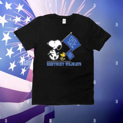 Snoopy Kentucky Wildcats Road To Oklahoma City flag T-Shirt