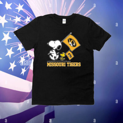 Snoopy Missouri Tigers Road To Oklahoma City flag T-Shirt