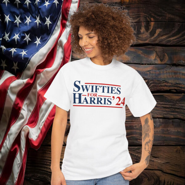 Swifties For Harris 24 T-Shirt
