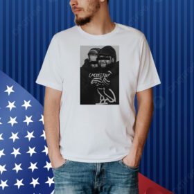 The Drizzler hugging Akademiks from behind Shirt