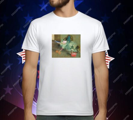 Limted Cloudandvictory The Struggle Is Real T-Shirt