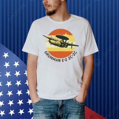Grumman e-2 hawkeye military aircraft retro Shirt