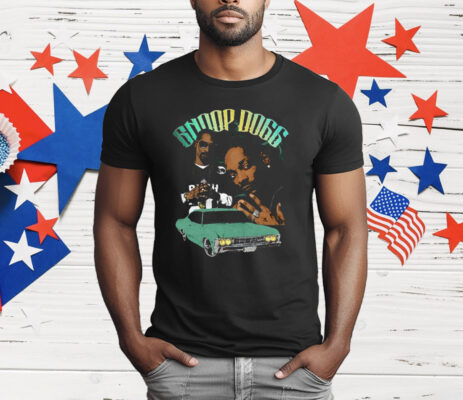 Vintage Snoop Dogg Portrait With Classic Green Lowrider Car T-Shirt